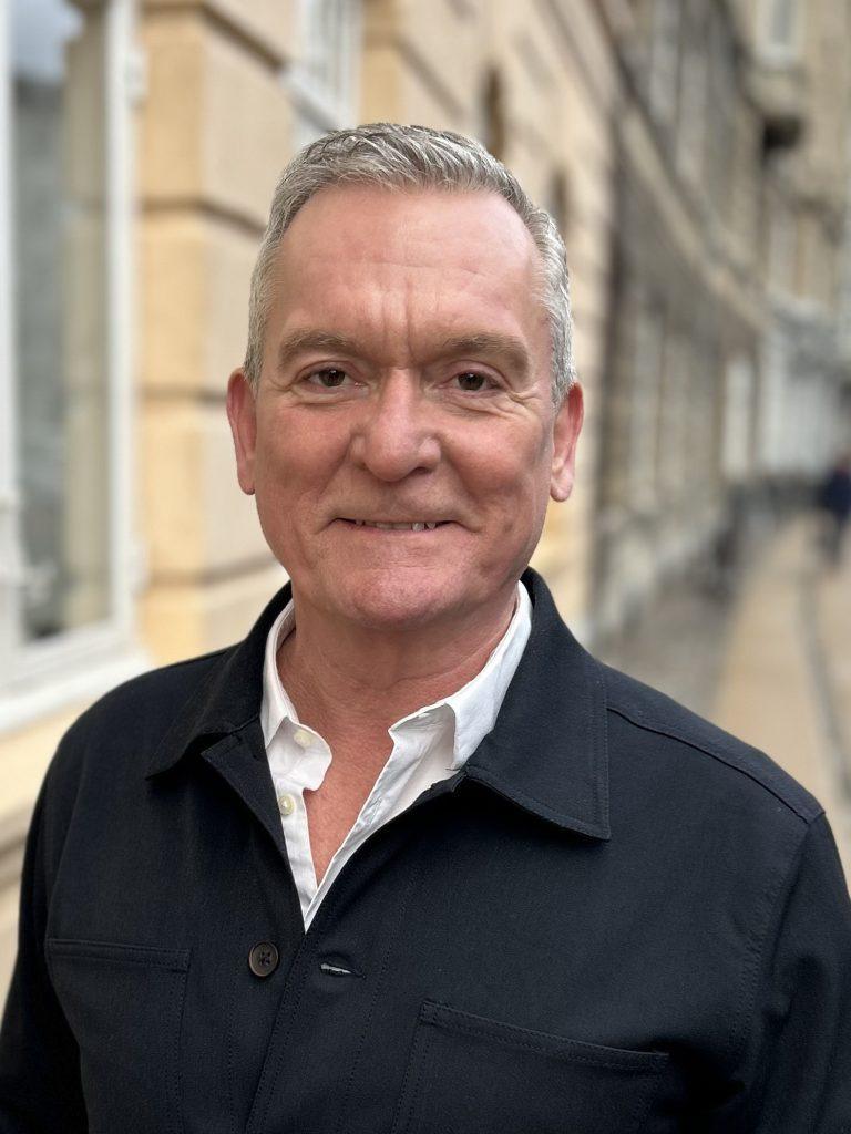 Portræt af Mogens Damgaard, ny direktør i Colitis-Crohn Foreningen for tarmsyge
